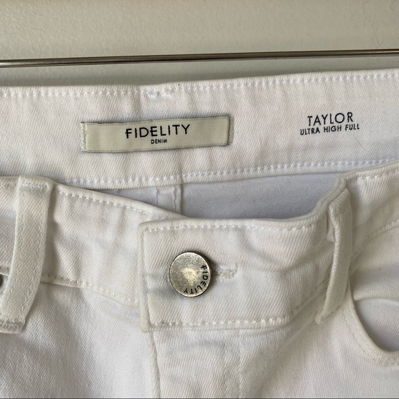 FIDELITY Taylor Ultra High Whiteout Crop Jeans - Picture 6 of 16